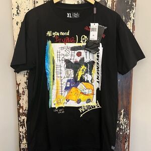 Men’s NWT Bleeker & Mercer Technique Graffiti Art T-shirt.  XL.